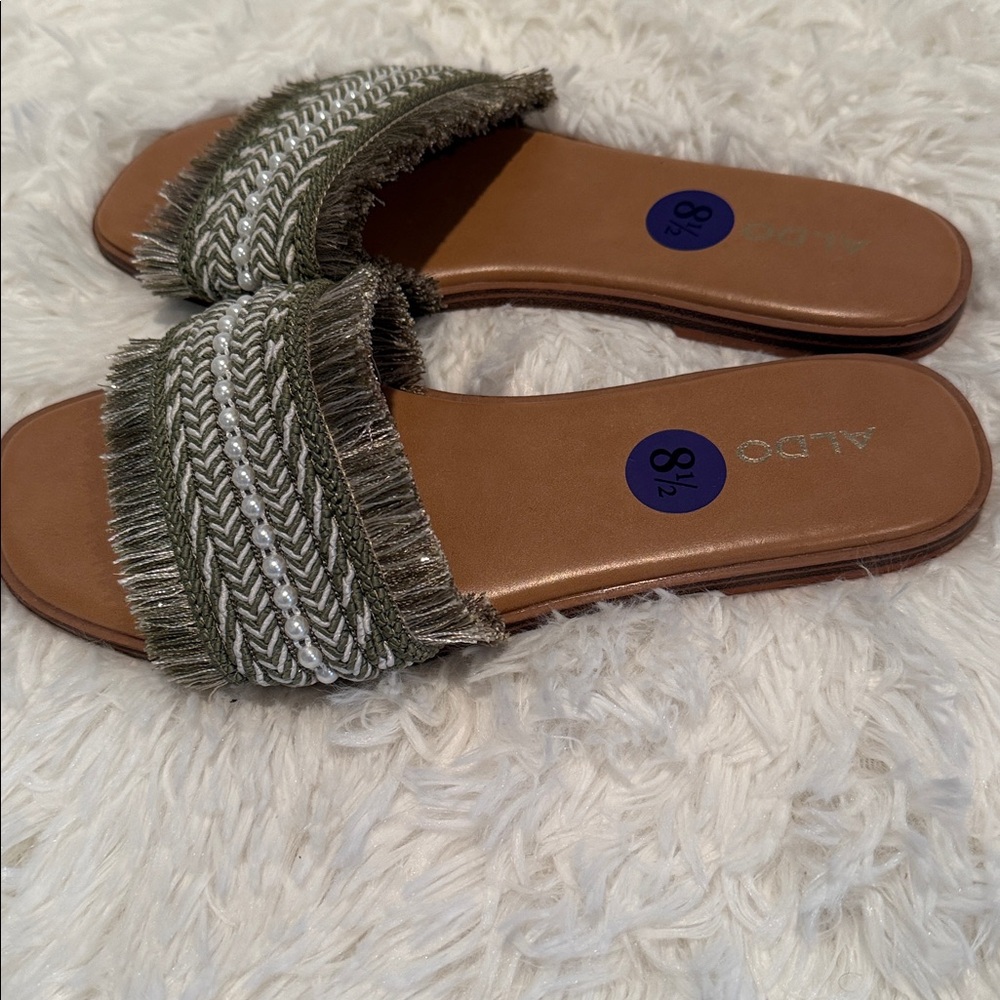Aldo Slide Sandals 8.5 Green - Picture 2 of 5